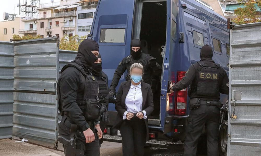 Επίθεση με βιτριόλι: Στο δικαστήριο Ιωάννα και Έφη για να ακούσουν την πρόταση του εισαγγελέα
